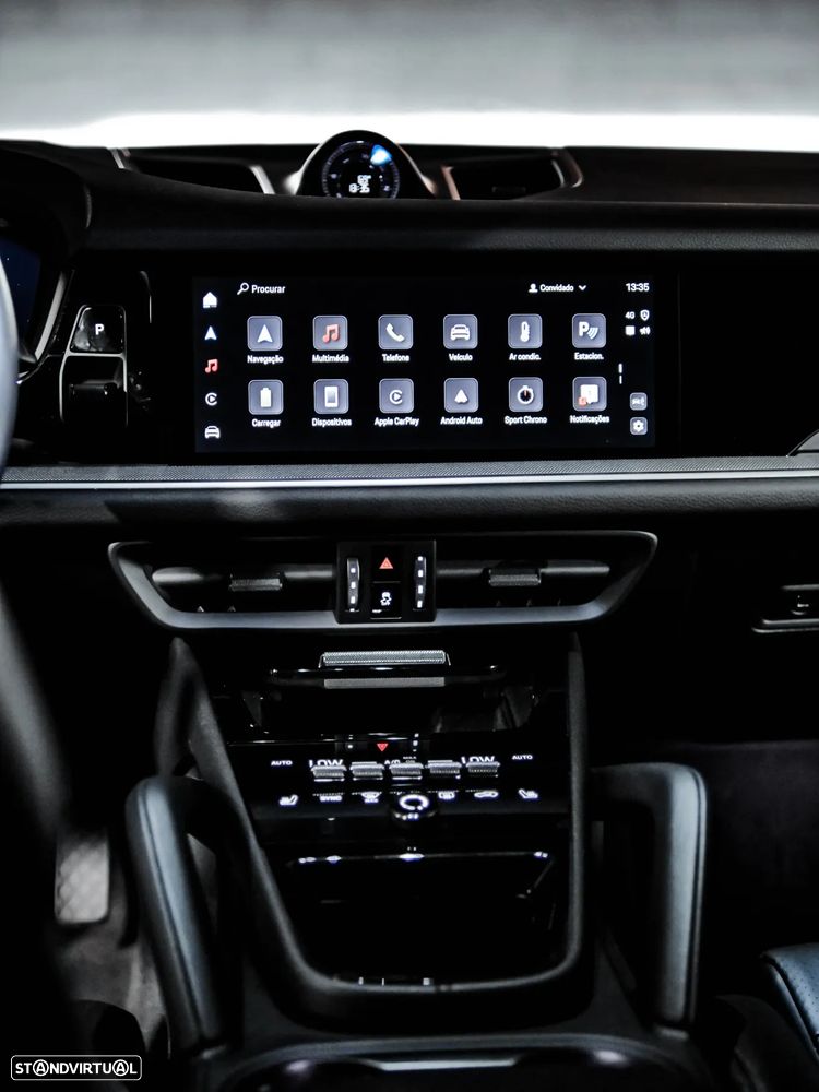 Porsche Cayenne Coupé E-Hybrid - 10