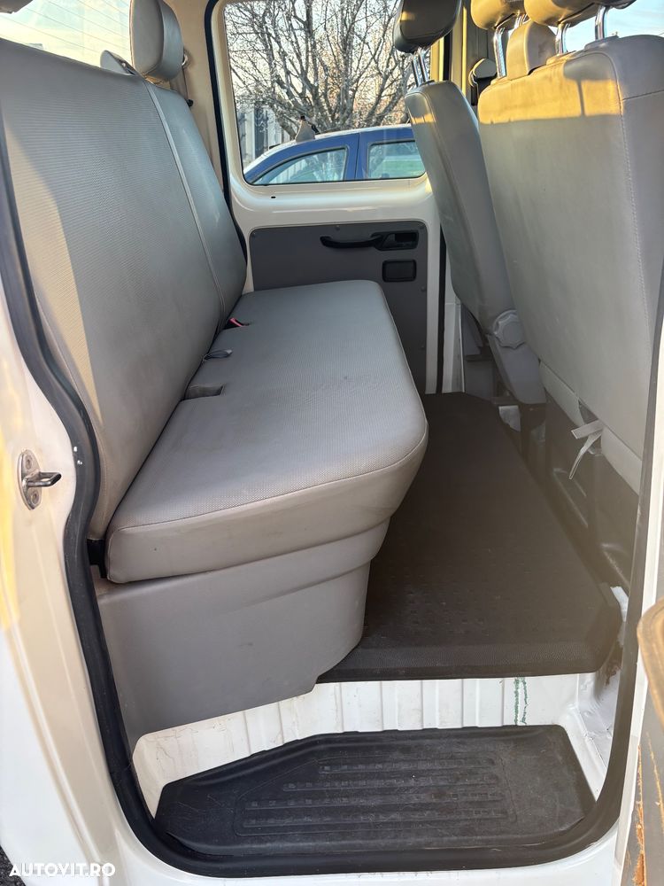 Volkswagen Transporter doka - 6
