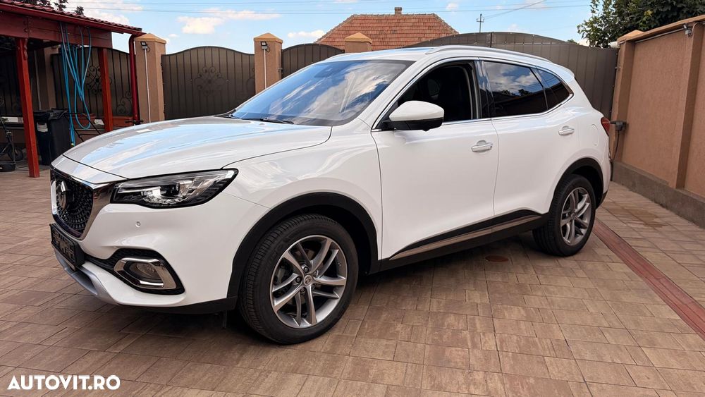 MG EHS Luxury - 3