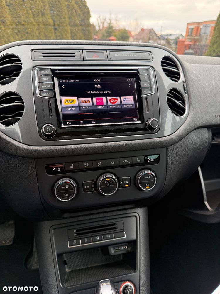 Volkswagen Tiguan 2.0 TDI SCR 4MOTION BlueMotion Technology DSG Track & Style - 28