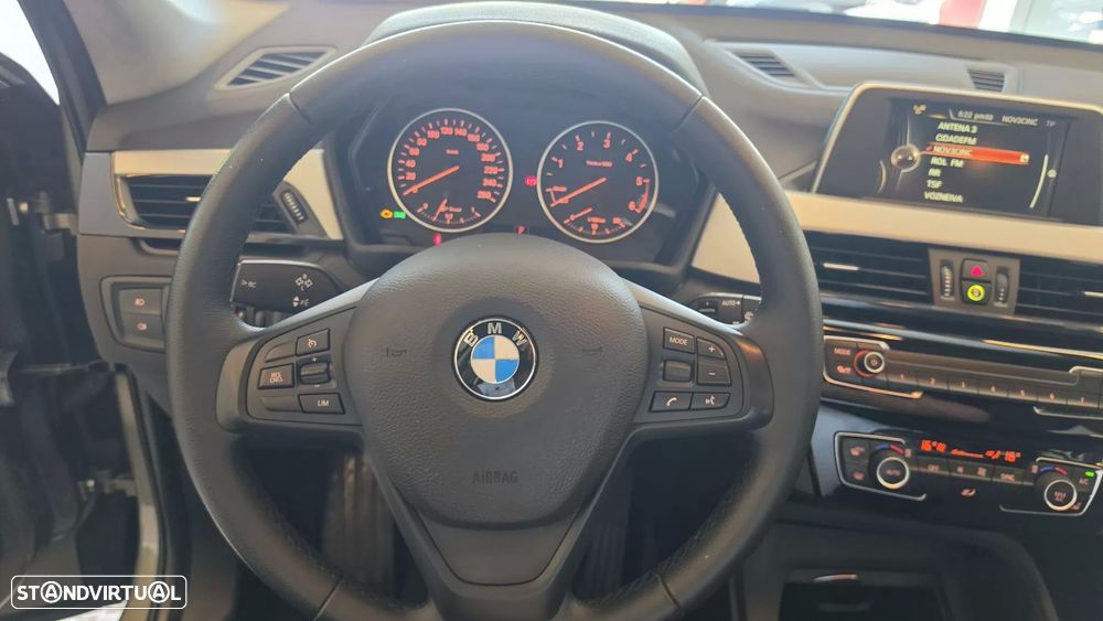 BMW X1 18 d sDrive Auto - 39