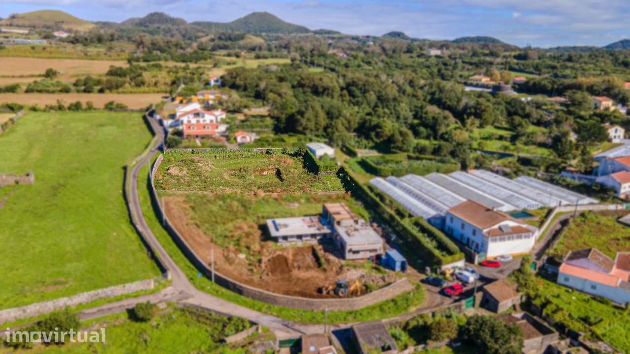Lote com projeto aprovado | Abelheira - Fajã de Baixo - Grande imagem: 3/17