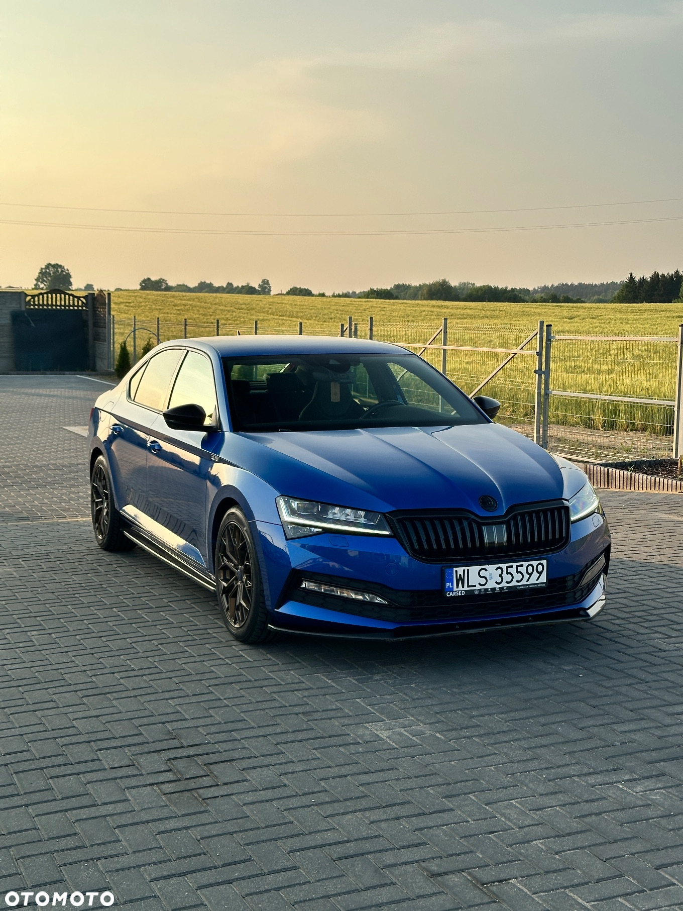 Skoda Superb 2.0 TDI DSG Sportline - 10