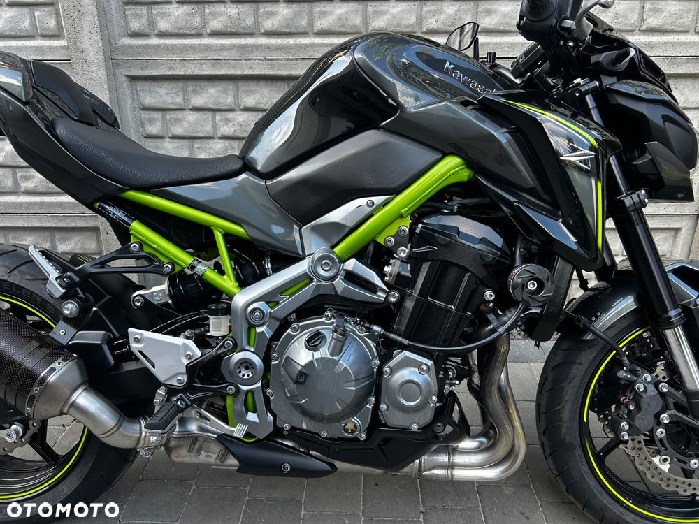 Kawasaki Z 900 - 6