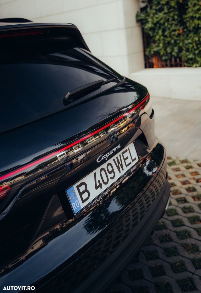 Porsche Cayenne Standard - 18