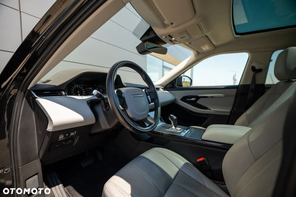 Land Rover Range Rover Evoque - 16