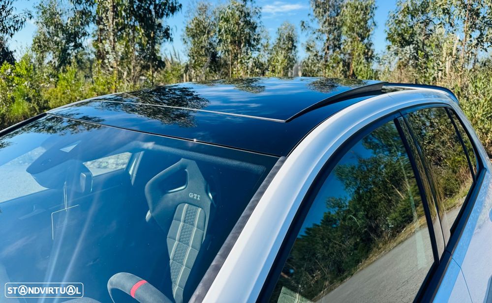 VW Golf - 5