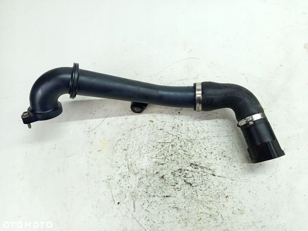 PRZEWÓD RURA WĄŻ INTERCOOLERA 04L145762AM AUDI A1 8X SKODA RAPID 1.6 TDI