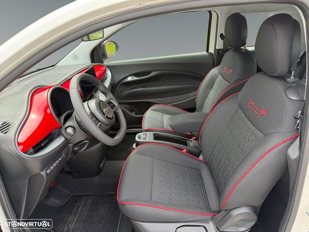 Fiat 500e (RED) - 10