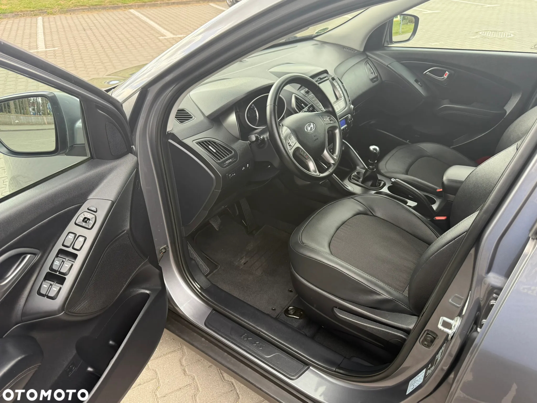 Hyundai ix35 1.6 2WD Fifa World Cup Edition - 23