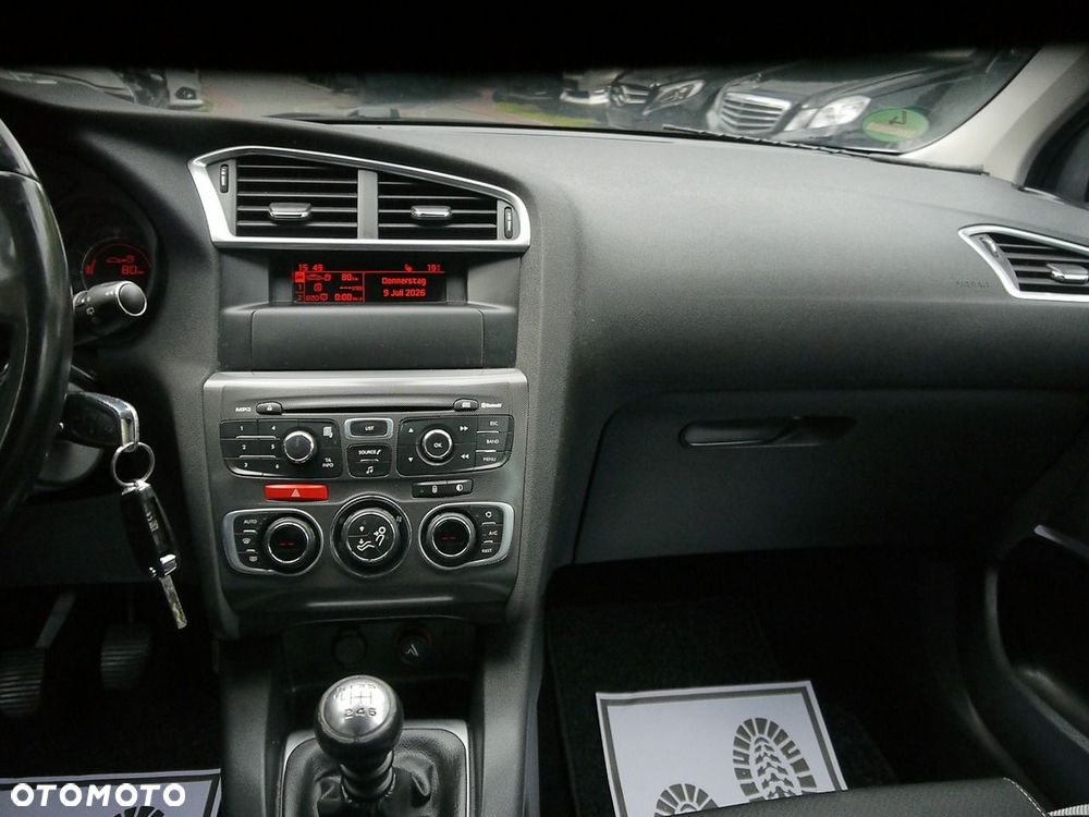 Citroën C4 e-HDi 110 Selection - 22