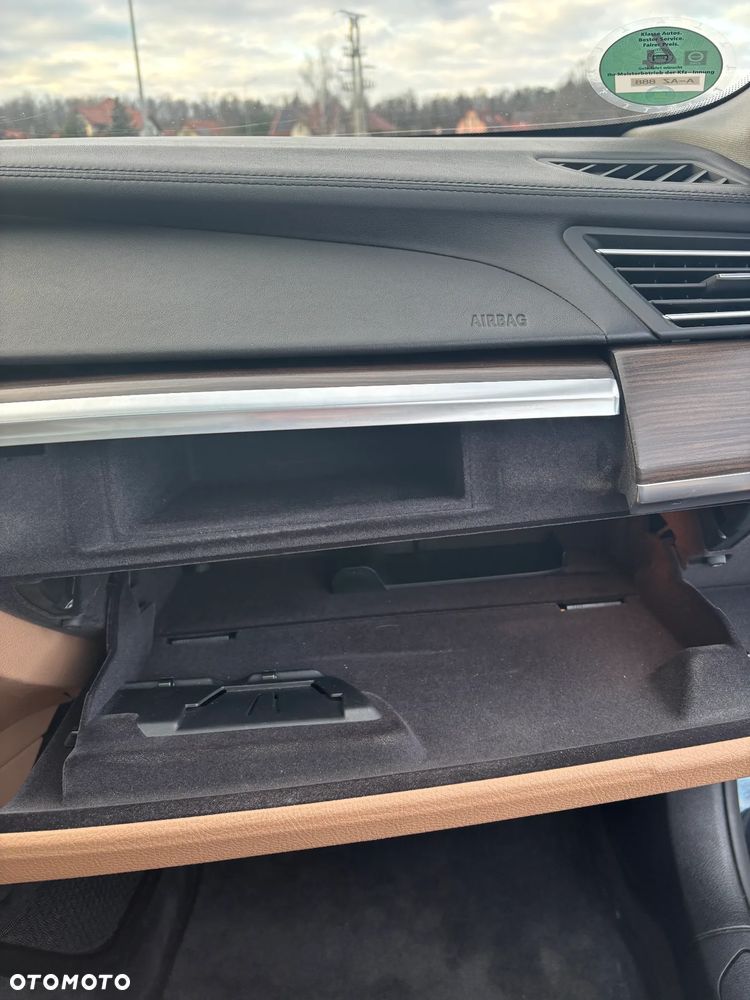 BMW Seria 7 - 27