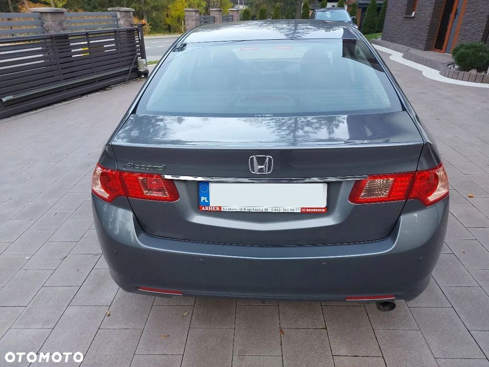 Honda Accord 2.0 Lifestyle - 14