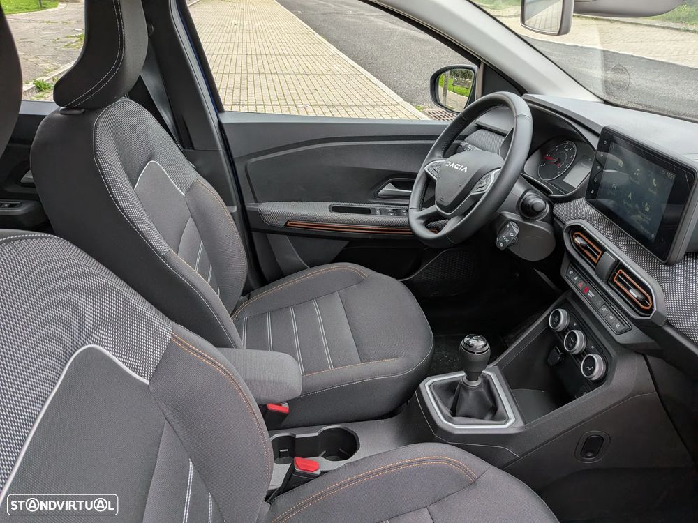 Dacia Sandero Stepway TCe 110 Expression + - 18
