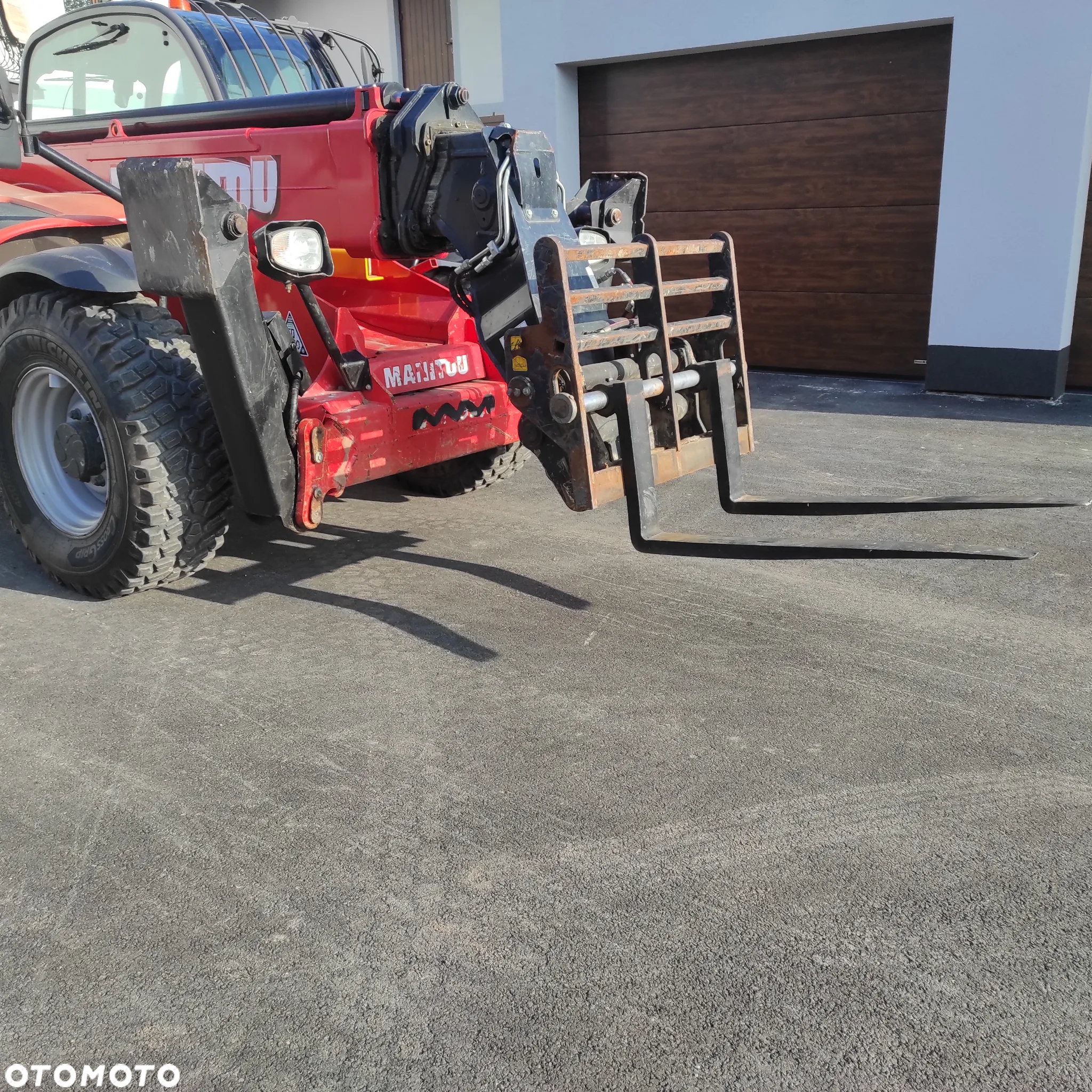 Manitou 1440 - 4