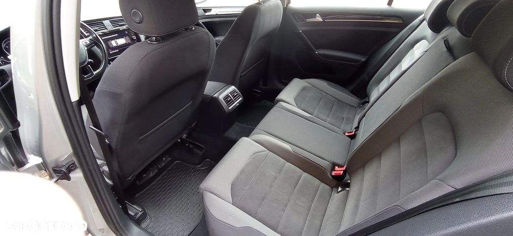 Volkswagen Golf 1.6 TDI BMT Highline - 10