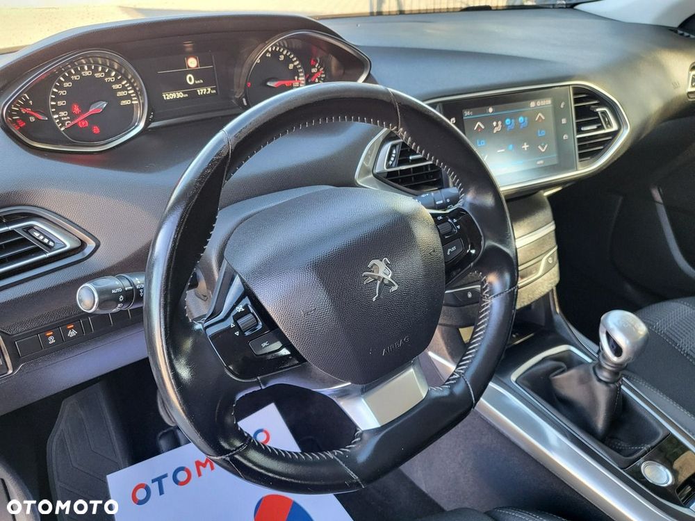 Peugeot 308 - 15