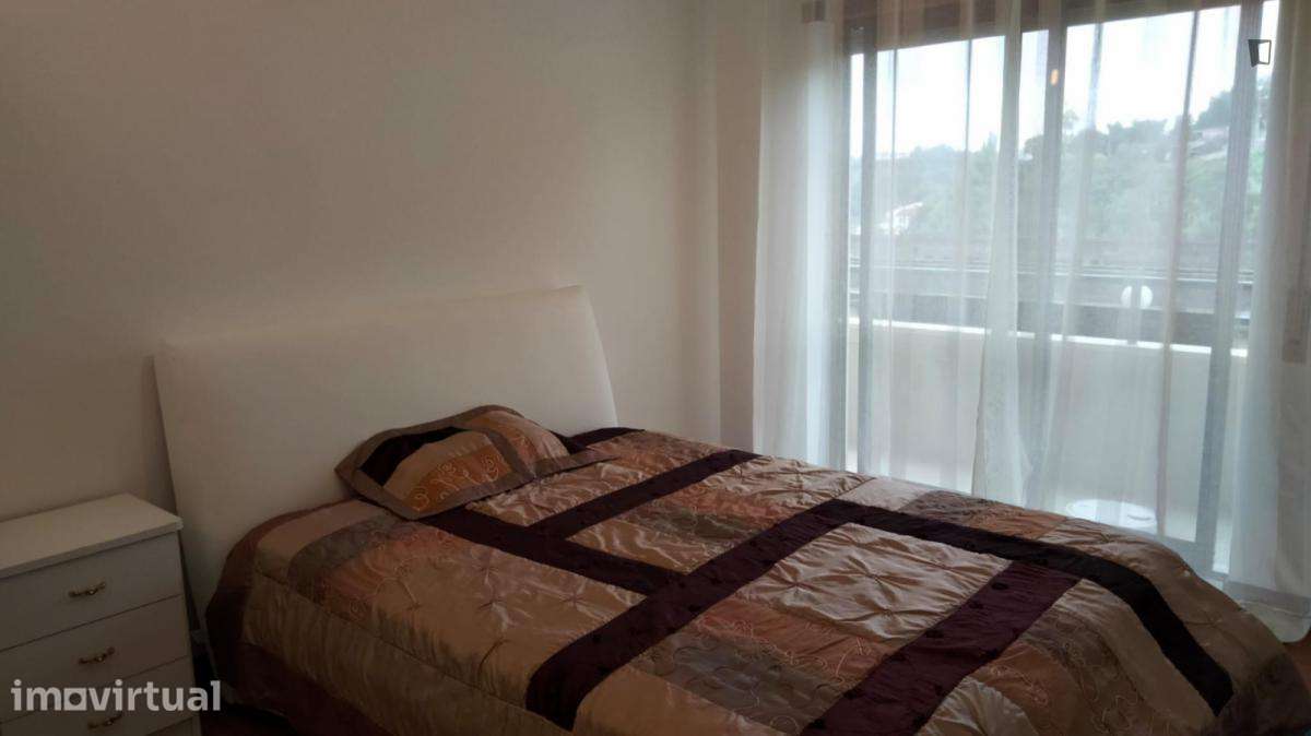 Quarto - localizado em Montes Claros Coimbra - Grande imagem: 2/14