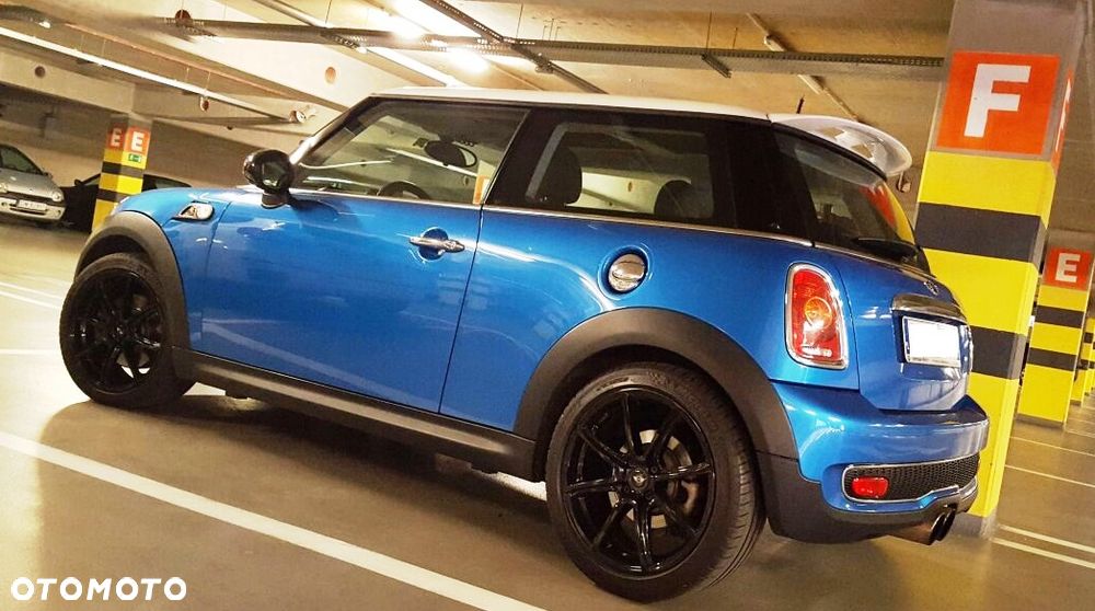 MINI Cooper S - 1