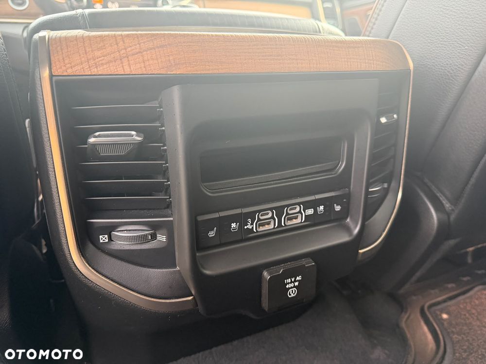 RAM 1500 5.7 Crew Cab Longhorn - 18
