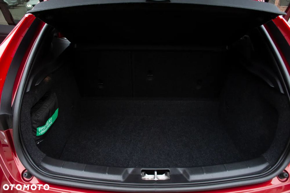 Volvo V40 D3 Drive-E Summum - 28