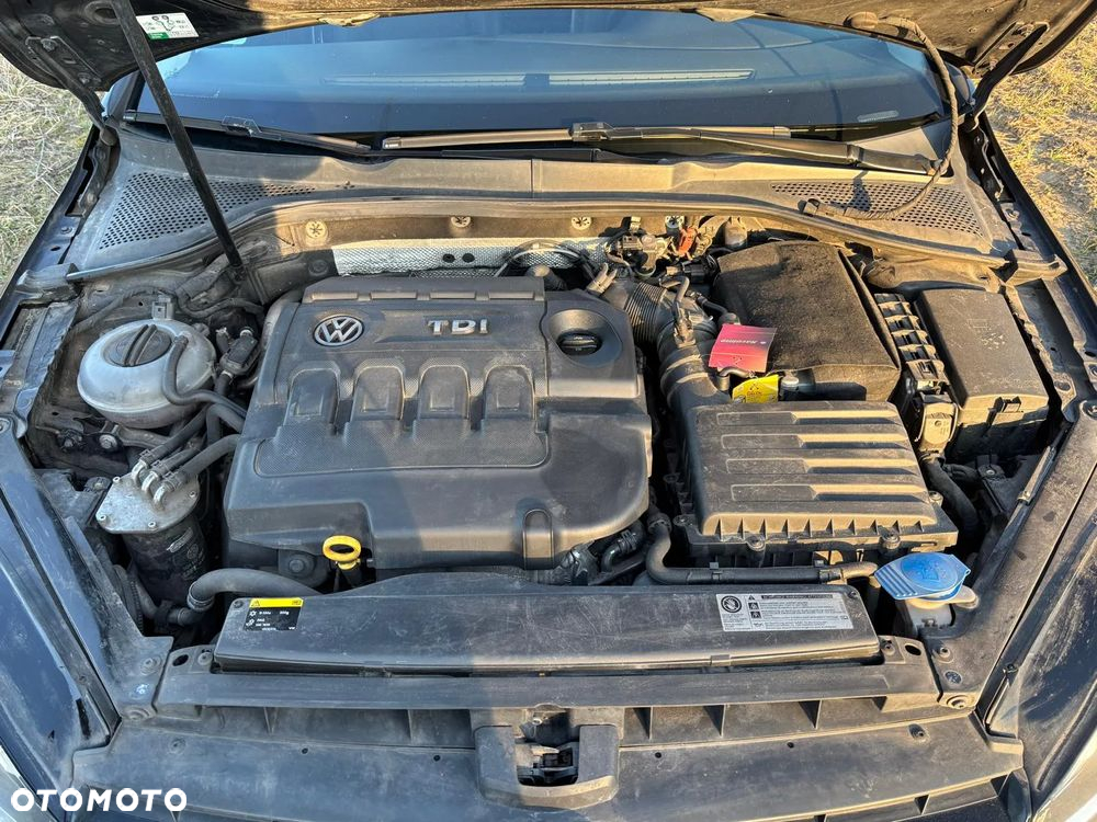 Volkswagen Golf VII 2.0 TDI BMT Highline DSG - 11