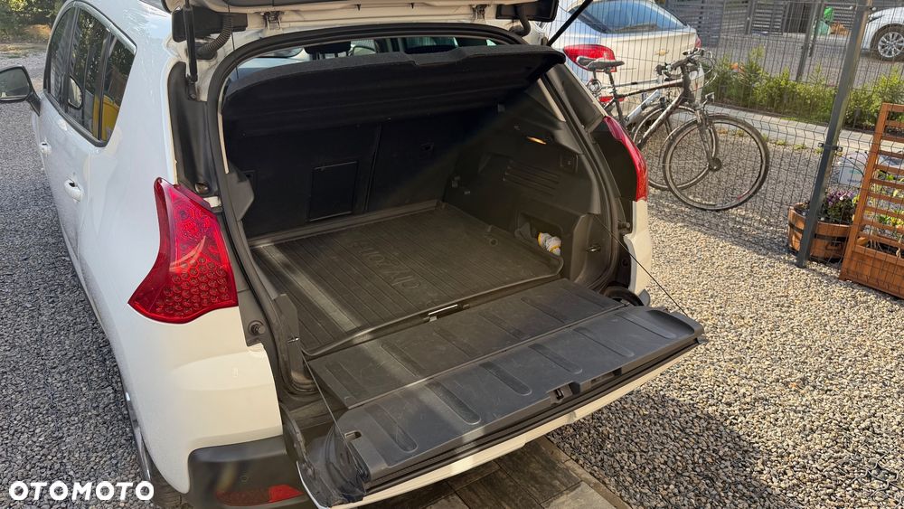Peugeot 3008 - 8