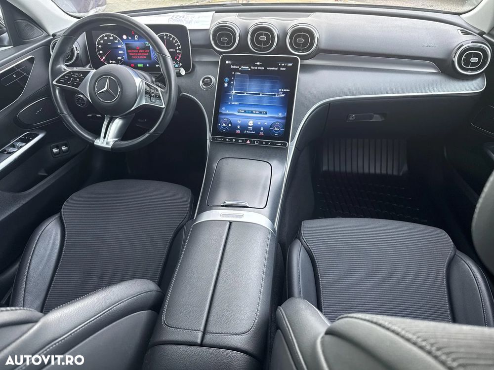 Mercedes-Benz C - 23