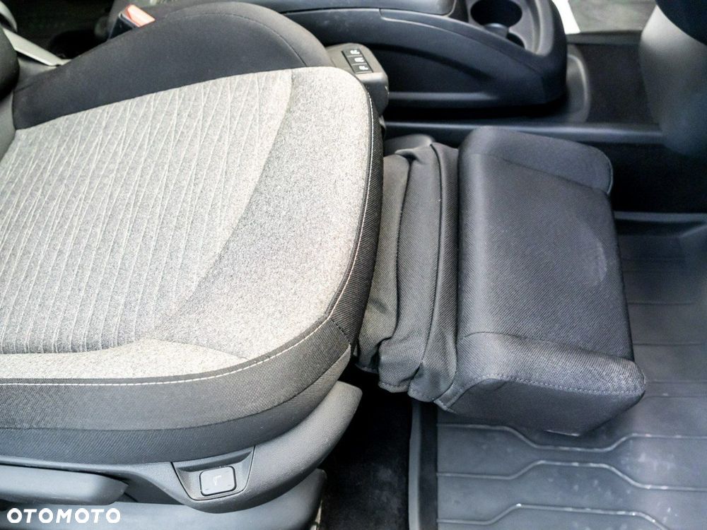 Citroën C4 Picasso 1.2 PureTech MoreLife S&S EAT6 - 30