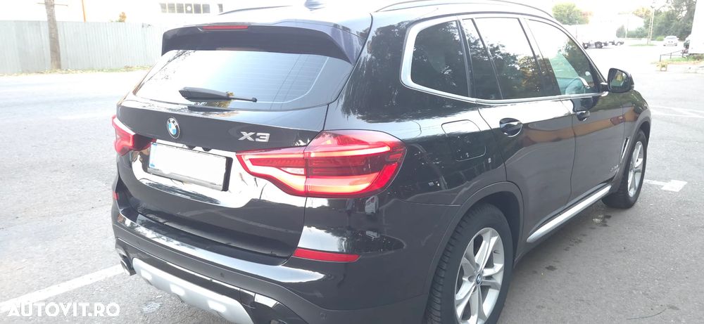 BMW X3 xDrive20d AT Luxury Line - 2