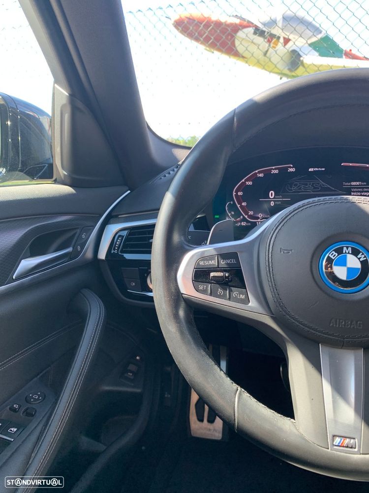BMW 530 e Pack Desportivo M Pro - 35