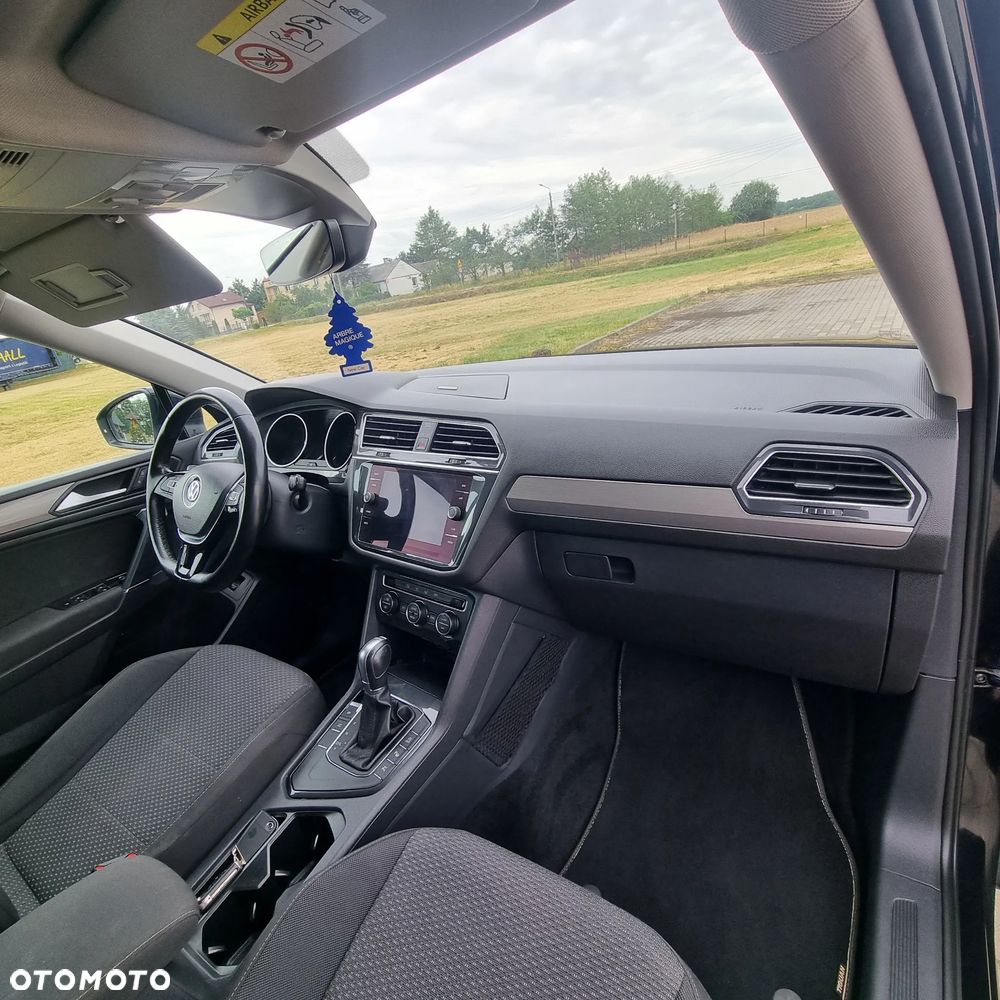 Volkswagen Tiguan Allspace 2.0 TDI SCR DSG Life - 12