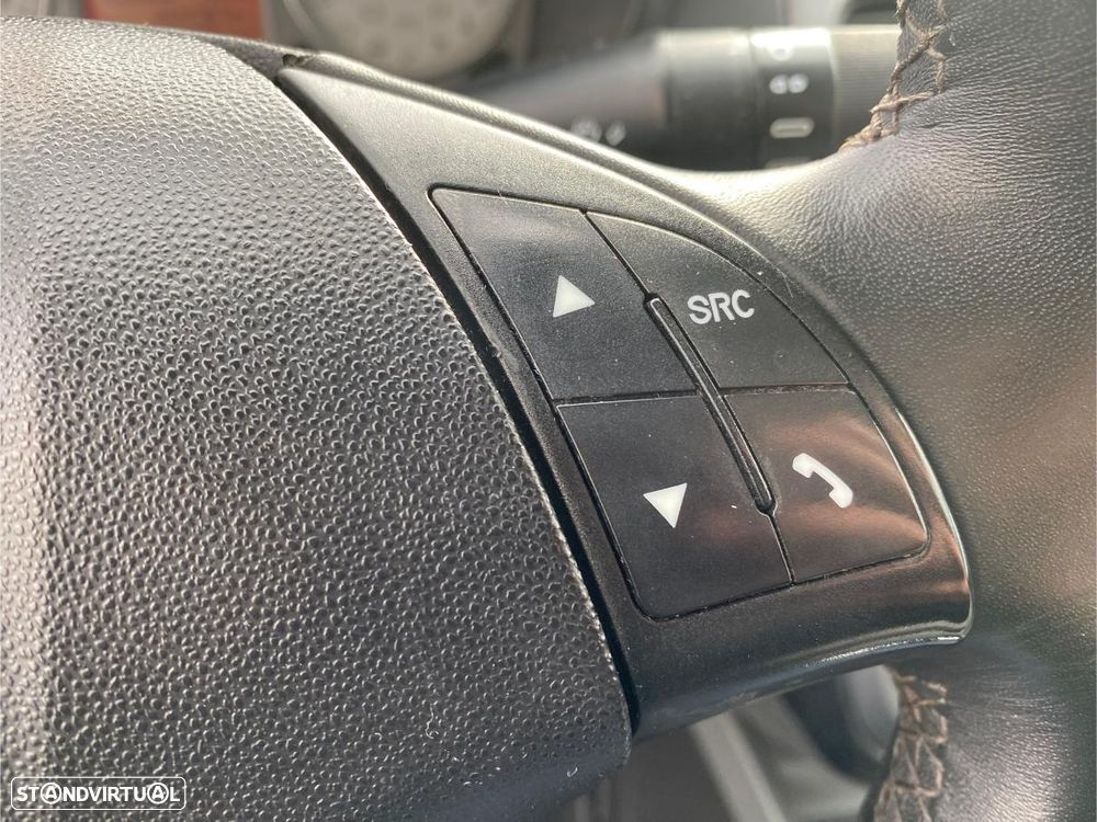 Fiat Linea 1.3 M-Jet Emotion - 26