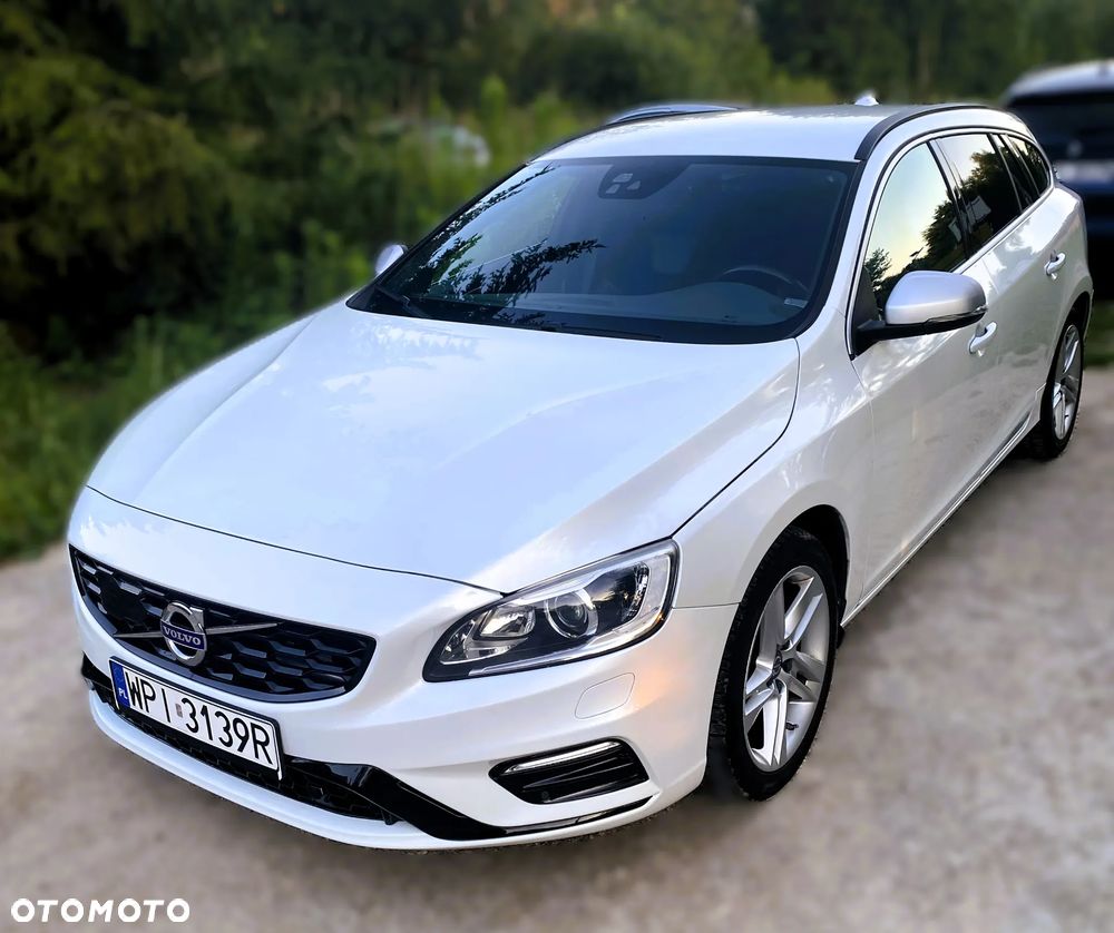 Volvo V60 D4 AWD Geartronic RDesign - 21