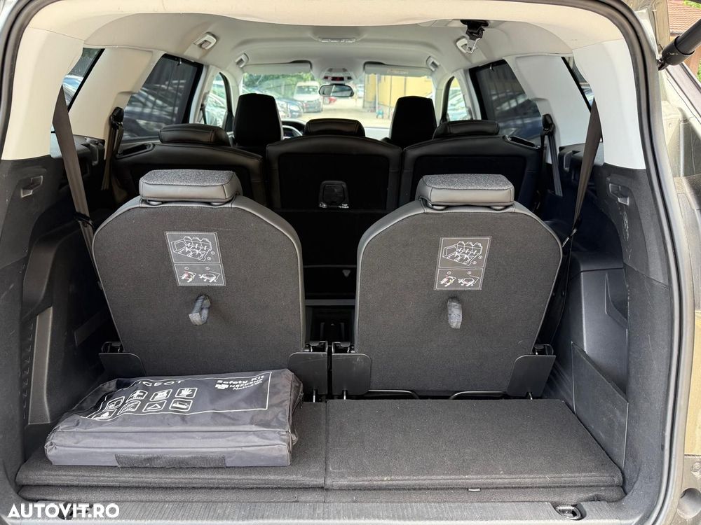 Peugeot 5008 THP 165 EAT6 Stop & Start Allure - 10