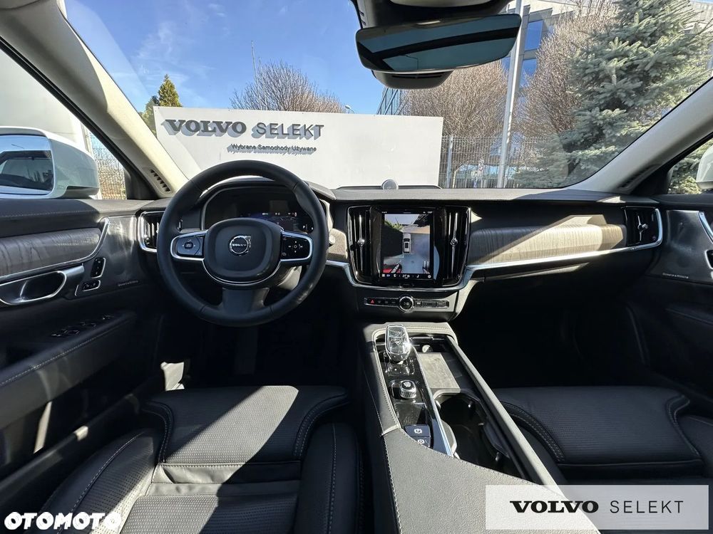 Volvo V90 Cross Country B5 B AWD Ultimate - 38