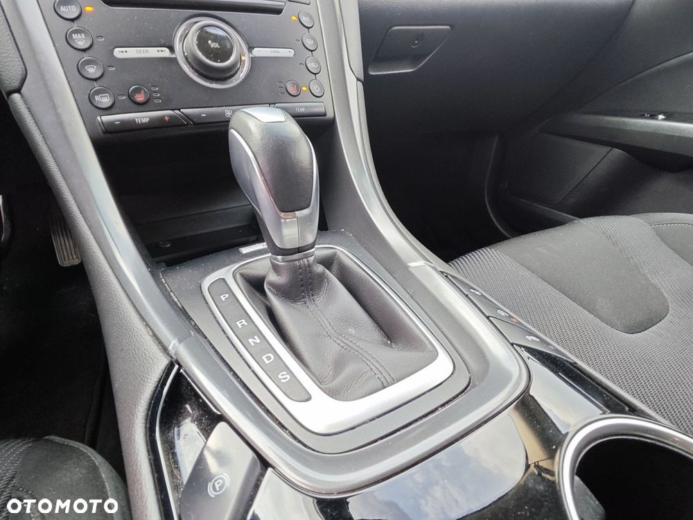 Ford Mondeo 2.0 TDCi Titanium PowerShift - 19