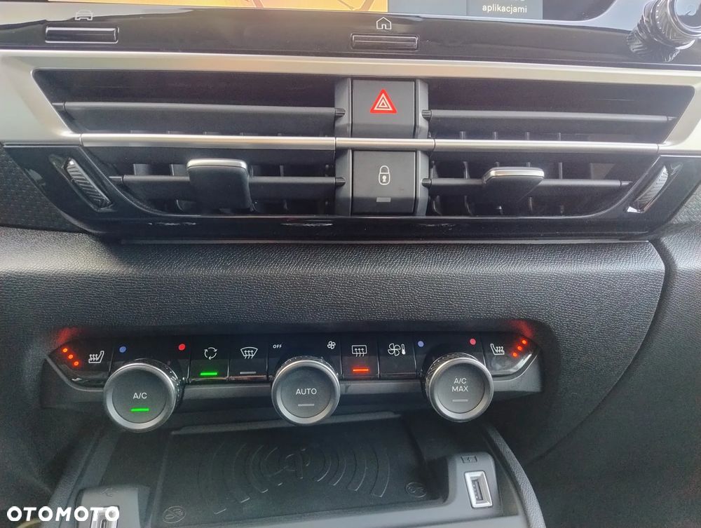 Citroën C4X 1.2 mHEV Max eDCT6 - 16