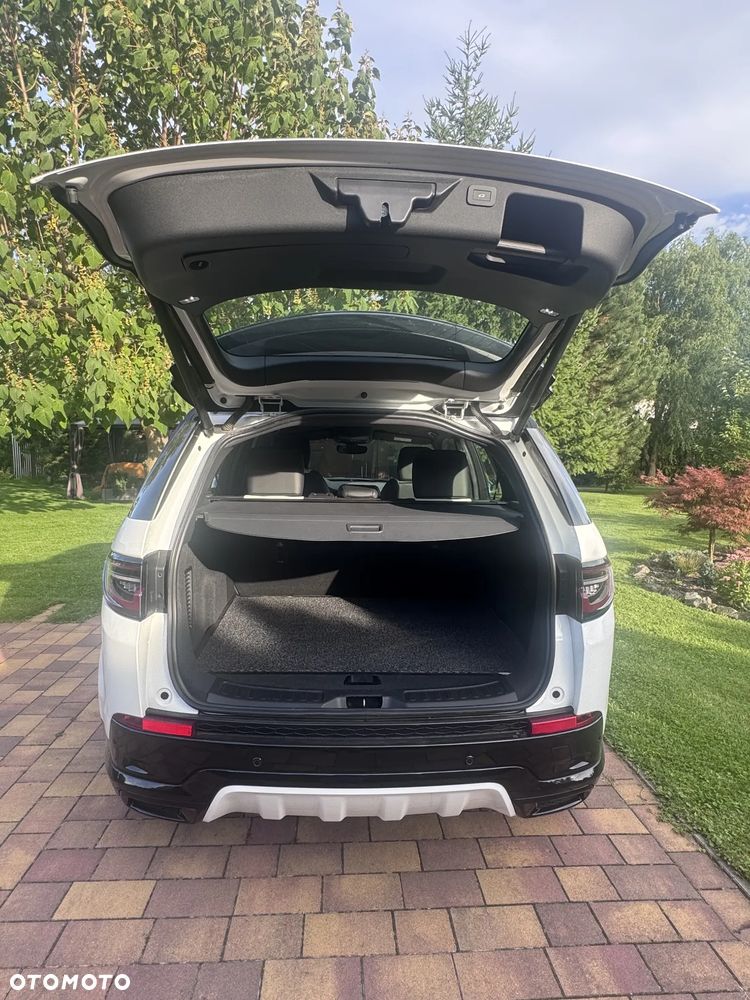 Land Rover Discovery Sport 2.0 D200 mHEV Dynamic SE - 17