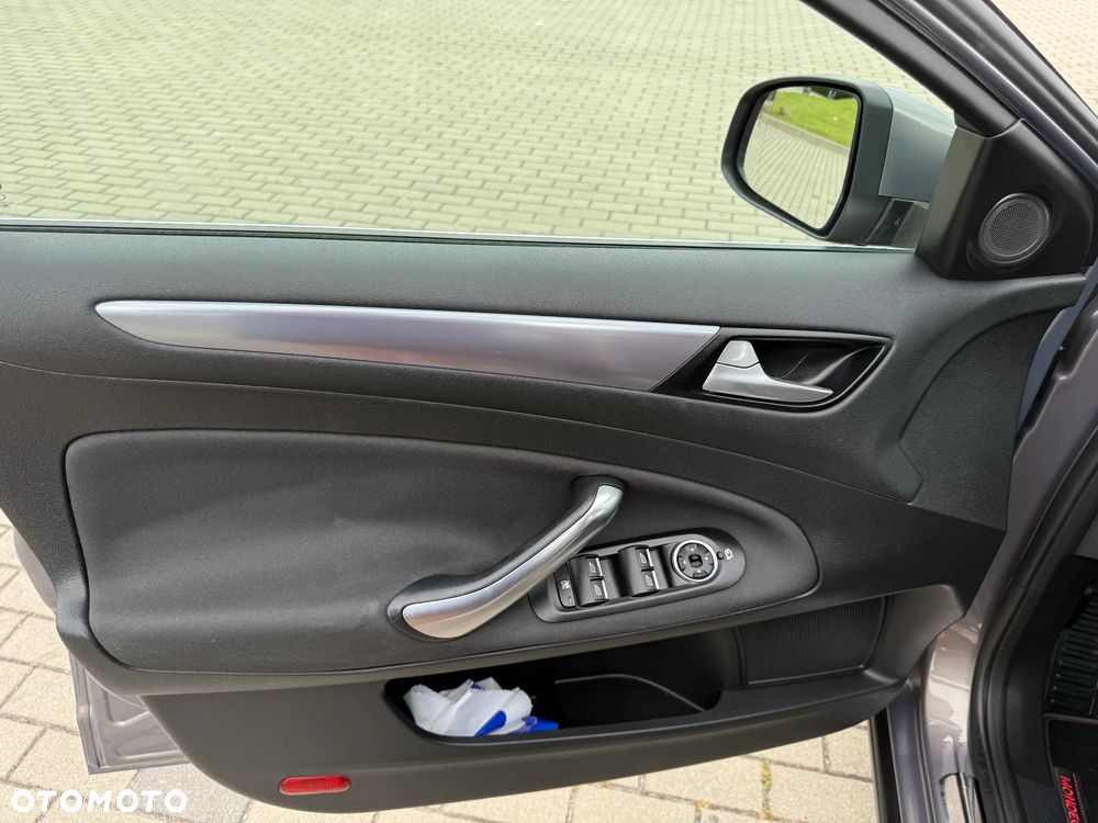 Ford Mondeo 2.0 TDCi Titanium X - 22