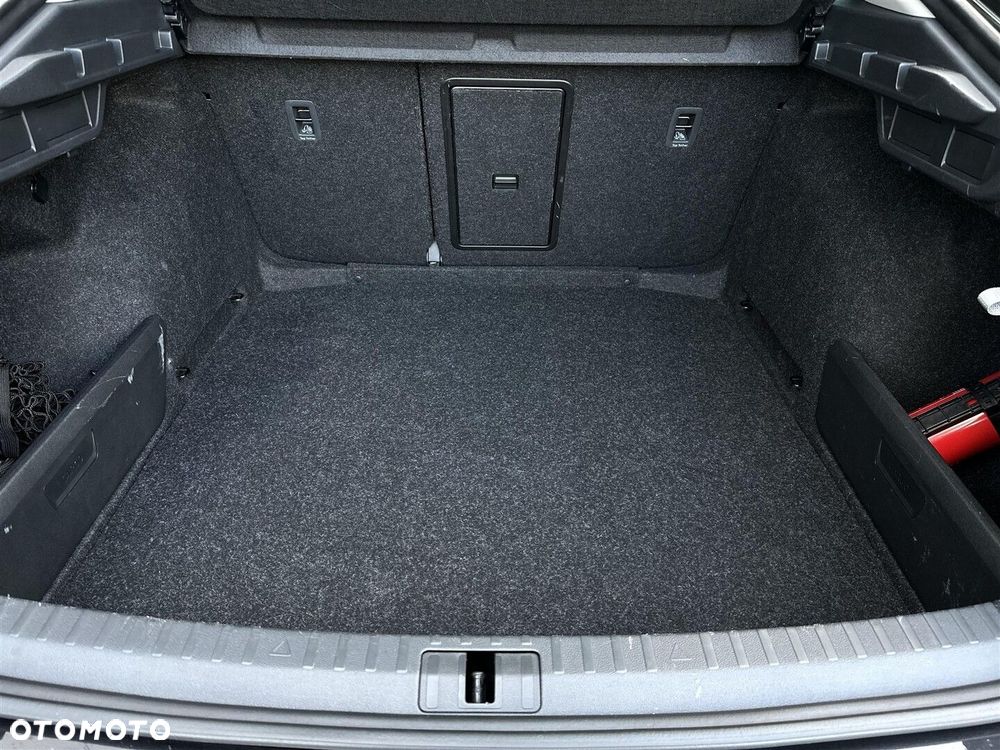 Skoda Octavia 2.0 TSI 4x4 Style DSG - 10