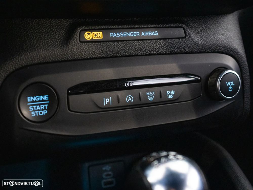 Ford Focus 1.0 EcoBoost MHEV ST-Line - 26