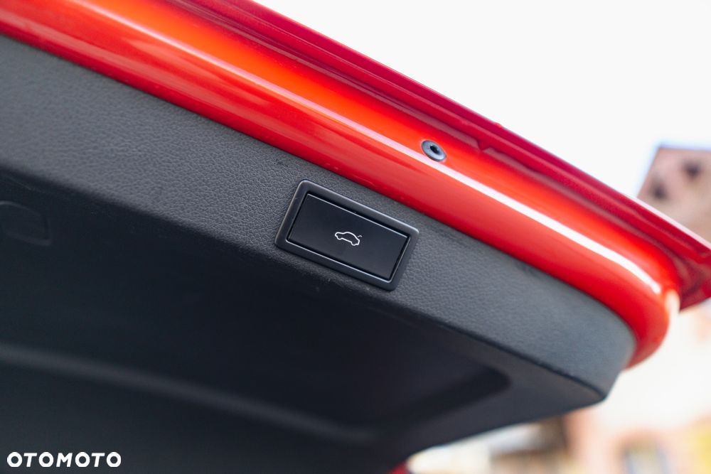 Skoda Octavia 2.0 TSI RS - 20