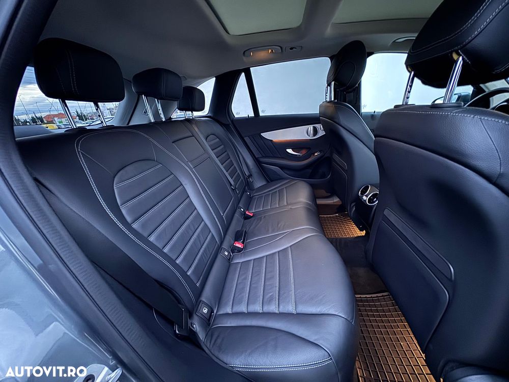 Mercedes-Benz GLC - 22