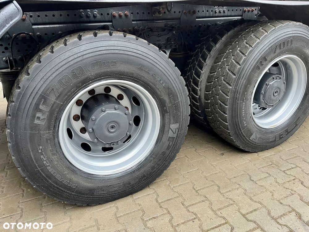 Mercedes-Benz Arocs 3353 6x6 2019 Euro 6 Epsilon M13Z105 Do transportu drewna drzewa - 3