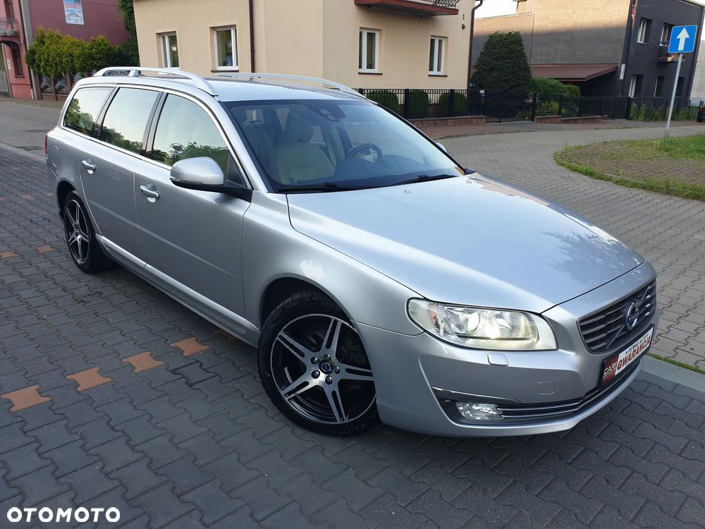 Volvo V70 D4 Geartronic Summum - 11