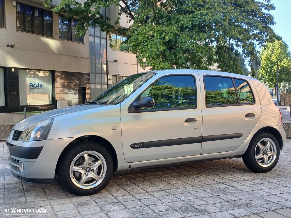 Renault Clio 1.2 16V Dynamique Luxe - 1
