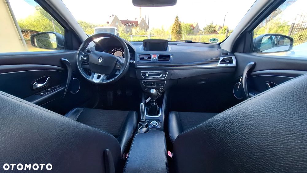 Renault Megane TCe 130 Night and Day - 31