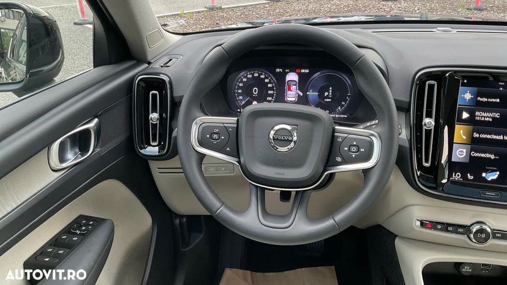 VOLVO XC40 2022 — imagine 24