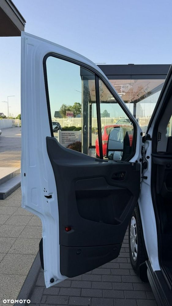 Ford Transit - 27